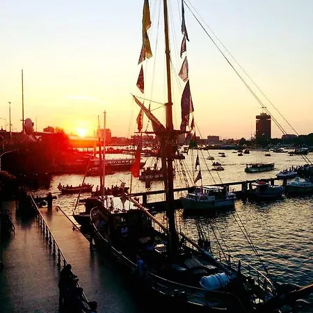 Manikomio Bed & Breakfast Amsterdam